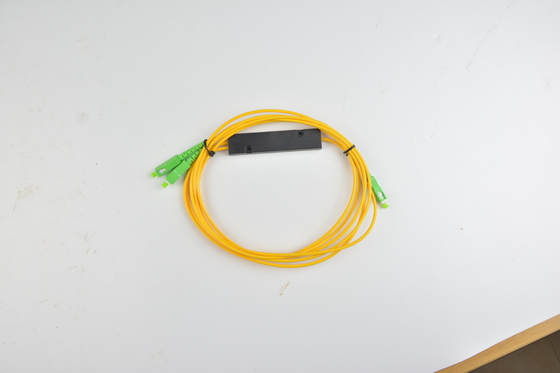 1x2 4 8 16 κουτί PLC G657A1 0.9mm SCUPC Τεχνικός διαχωριστής PLC με οπτική ίνα για την κατευθυντικότητα dB ≥55